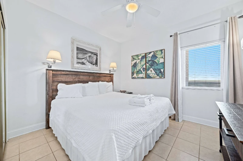 Lighthouse 1208