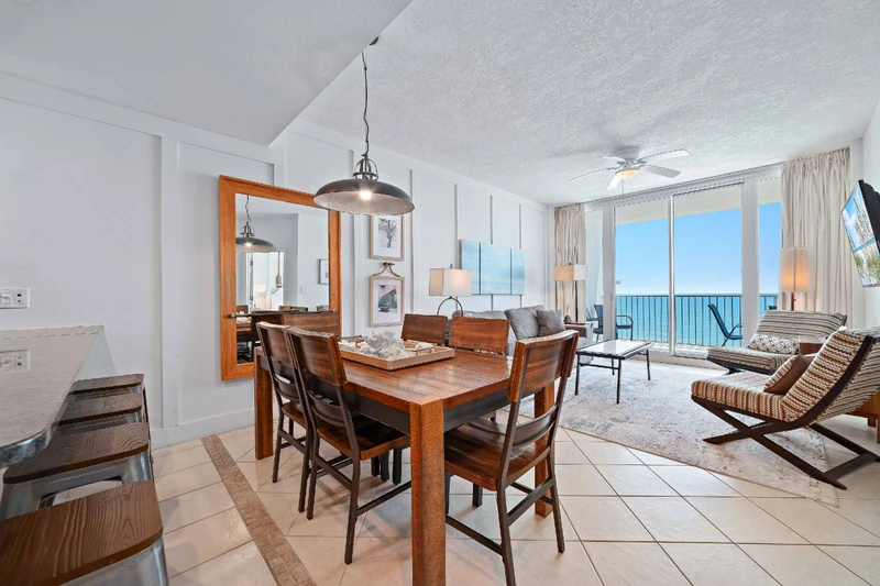 Lighthouse 1208