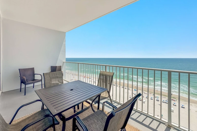 Lighthouse 1208