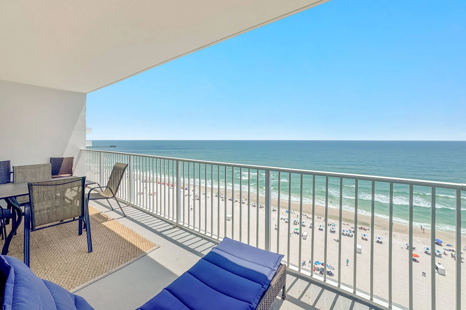 Lighthouse 1208