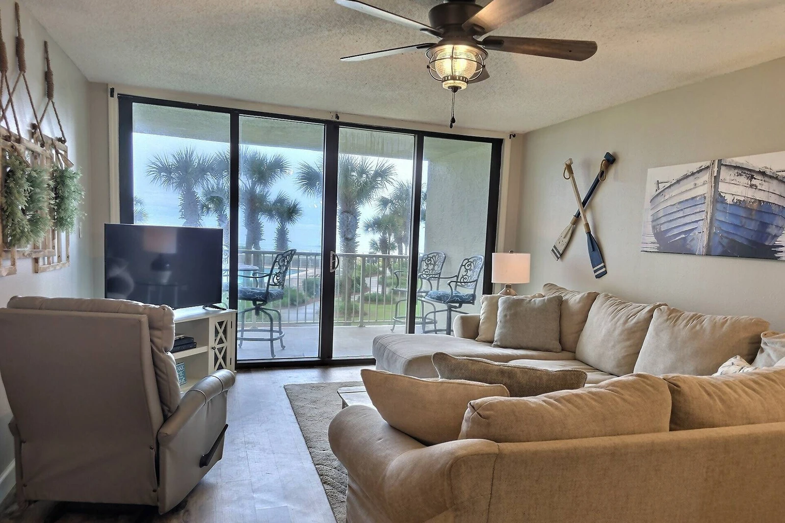 Seaside Beach and Racquet 5216