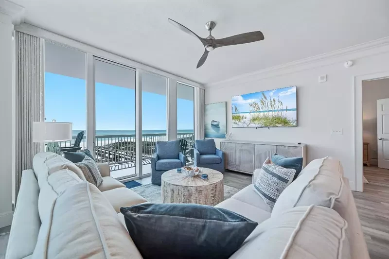 Orange Beach vacation rental living room with Gulf view